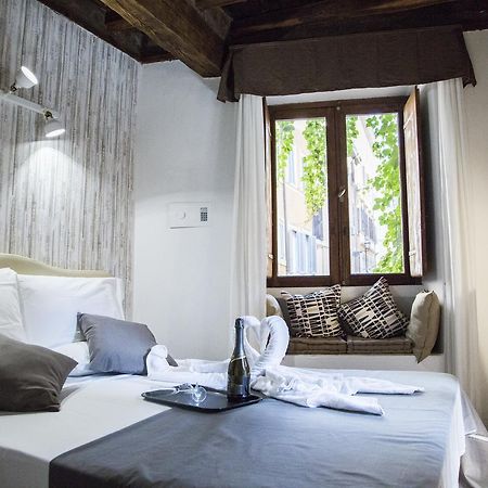 Do-Do Navona Suites Rome Bagian luar foto